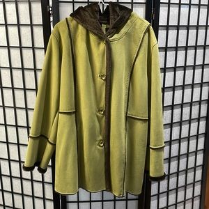 Elegant Green Hooded Women's Coat